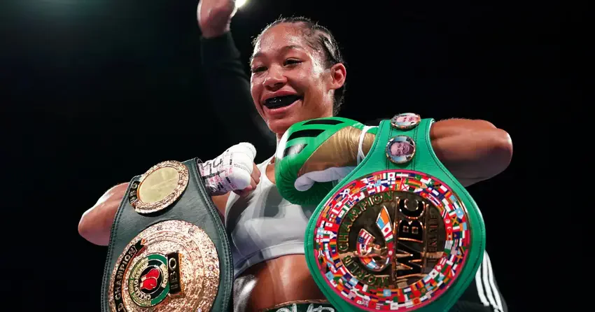 Чемпионка мира по версии WBC, IBO Female Алисия Баумгарднер
