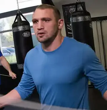 Асламбек Идигов Асламбек Идигов