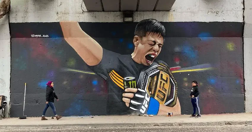 Чемпион мира по версии UFC Брэндон Морено
