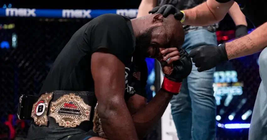 Чемпион мира по версии Bellator MMA Кори Андерсон