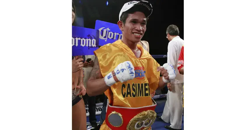 Чемпион мира по версии IBF Джон Риэль Касимеро