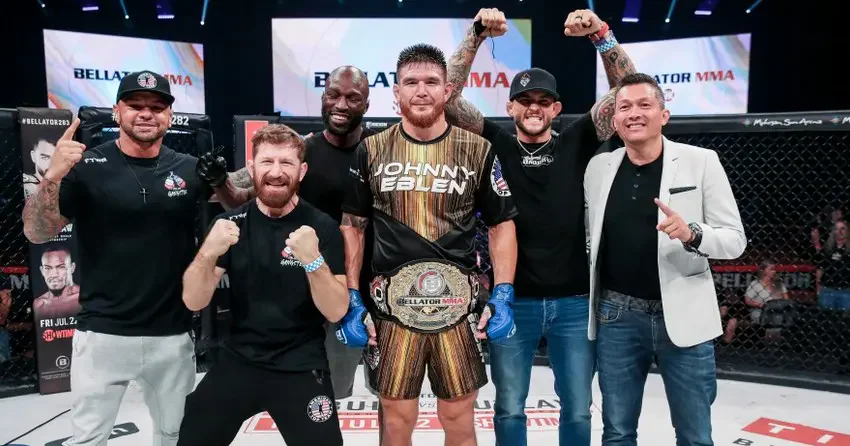 Чемпион мира по версии Bellator MMA Джонни Эблен