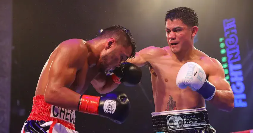 Чемпион мира по версии WBA Джозеф Диас