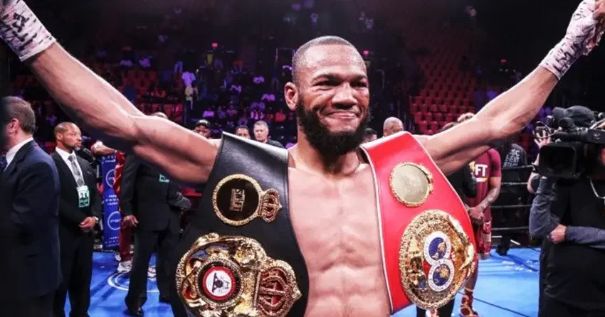 Чемпион мира по версии WBA, IBF, IBO Джулиан Уильямс