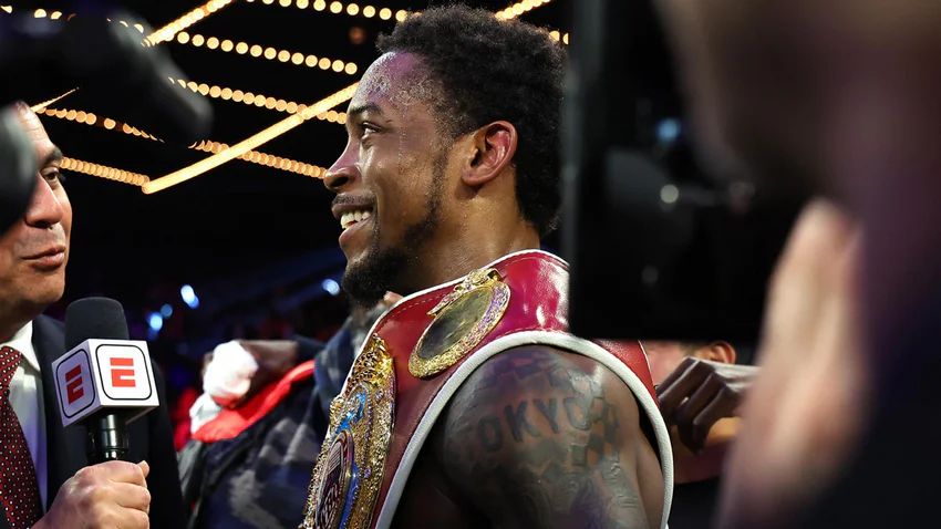 Чемпион мира по версии WBO Кейшон Дэвис
