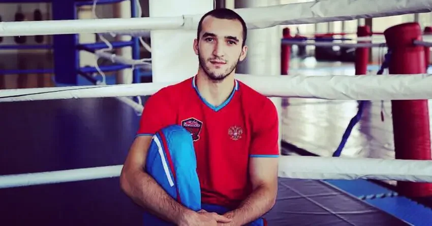 Боксёр Муслим Гаджимагомедов