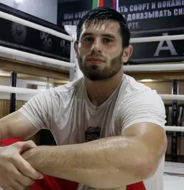 Ризван Элиханов Ризван Элиханов