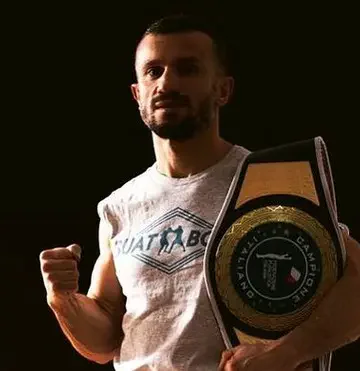 Последний соперник Суат Лазе