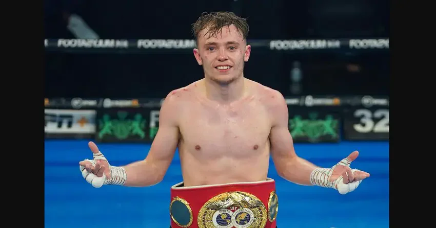 Чемпион мира по версии IBF Санни Эдвардс